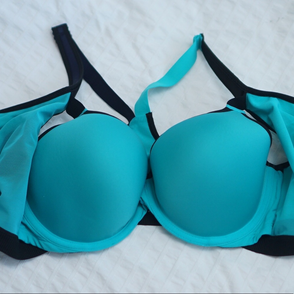 Victoria Secret Sport Bra